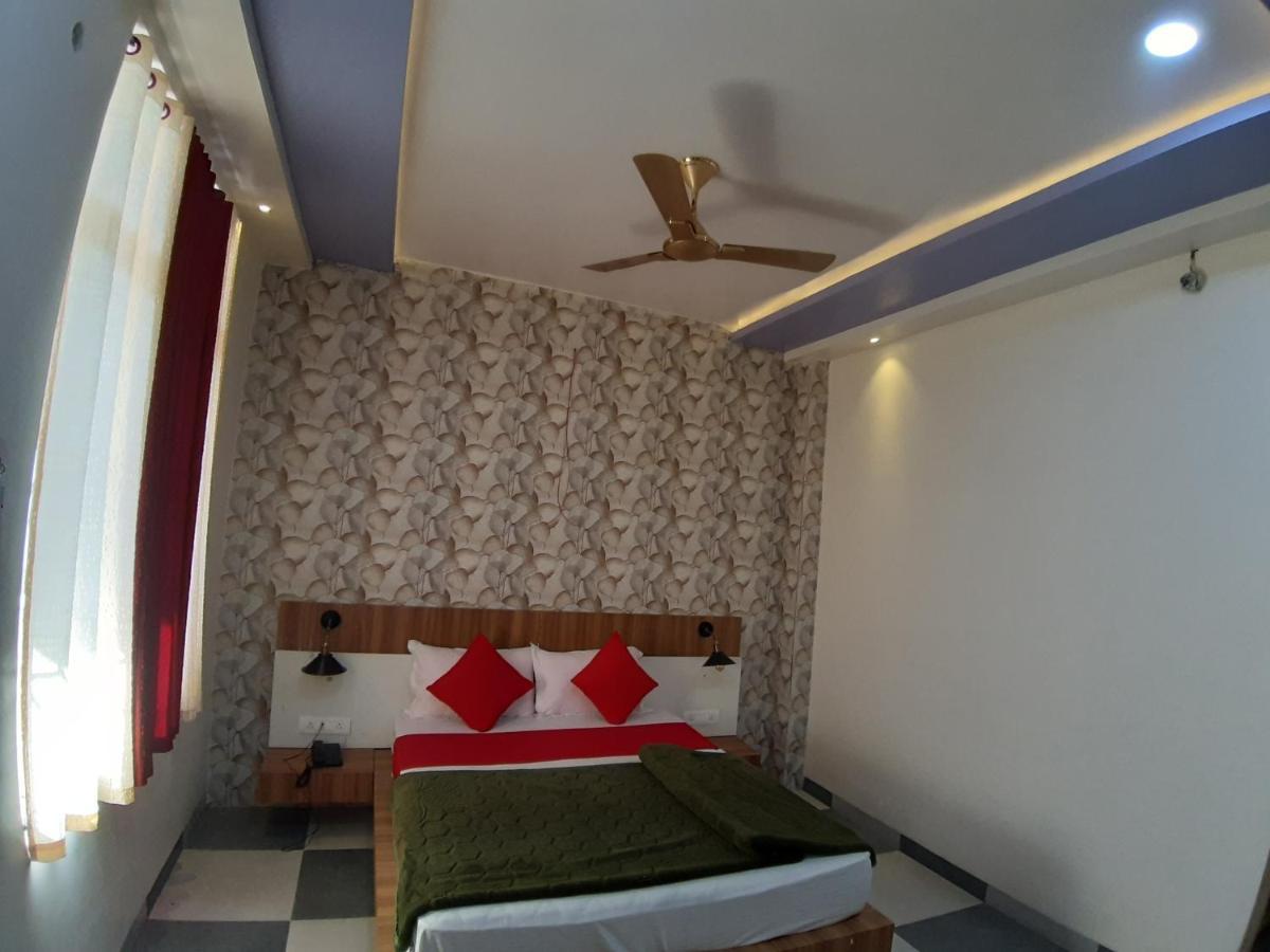 Hotel Great Annapurna Khuldabad Luaran gambar