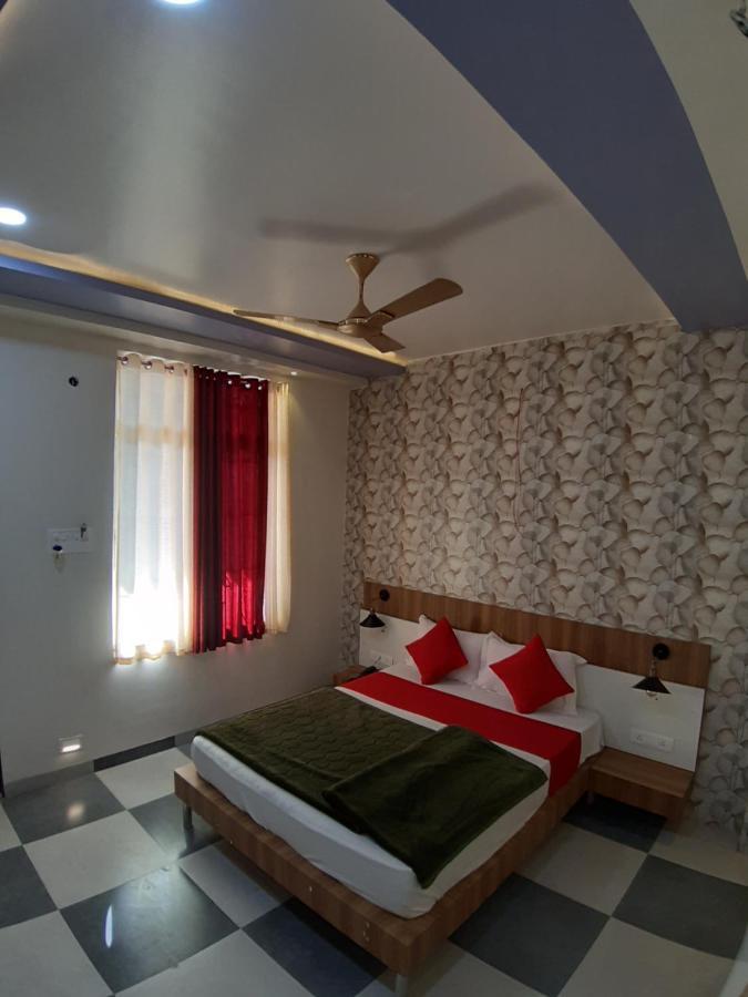 Hotel Great Annapurna Khuldabad Luaran gambar