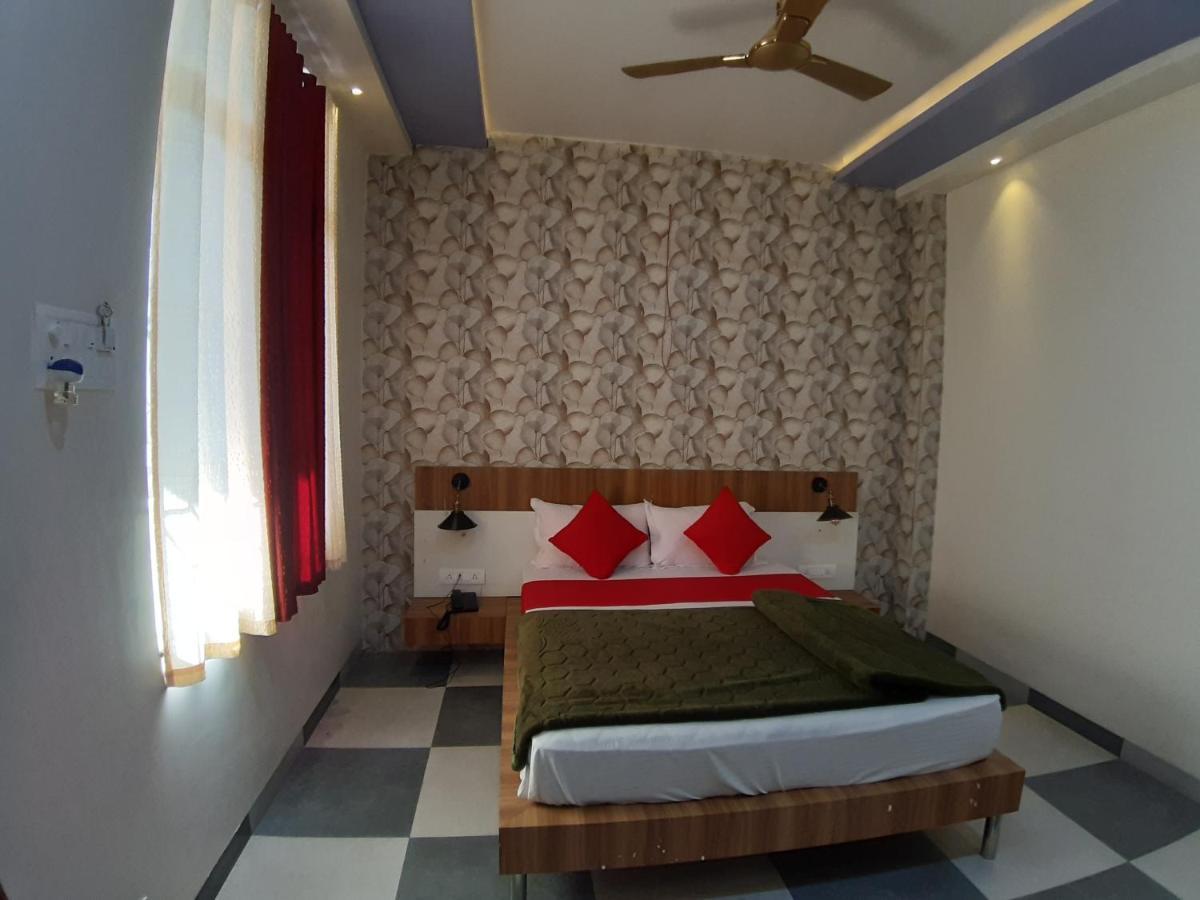 Hotel Great Annapurna Khuldabad Luaran gambar